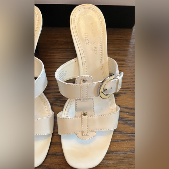 Anne Klein Alfani white heeled flex sandals WITH BOX Size 7M - Picture 8 of 11